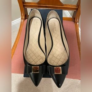 Cole Haan black leather pumps